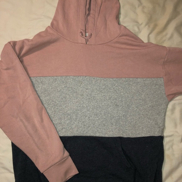 American Eagle Outfitters Tops - Neapolitan Hoodie